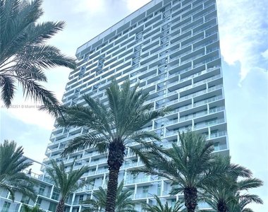 2000 Metropica Way - Photo Thumbnail 15