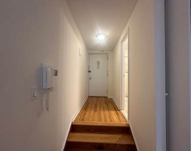201 East 12th Street - Photo Thumbnail 3