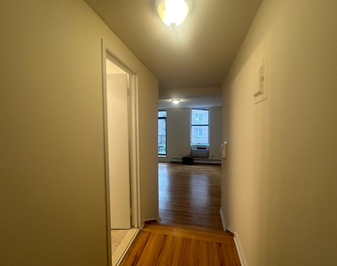 201 East 12th Street - Photo Thumbnail 4
