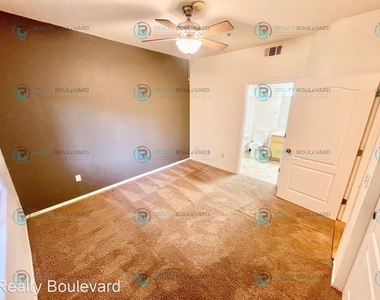 6850 Sharlands Ave #1115 - Photo Thumbnail 12