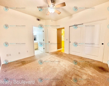 6850 Sharlands Ave #1115 - Photo Thumbnail 10