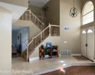 2765 W Pondera Street - Photo Thumbnail 14