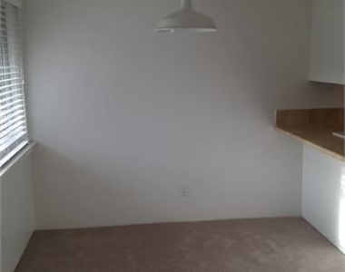 4955 Moorhead Avenue #15 - Photo Thumbnail 9