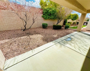 2200 Twin Falls Drive - Photo Thumbnail 35