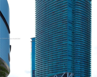 888 Biscayne Blvd - Photo Thumbnail 5