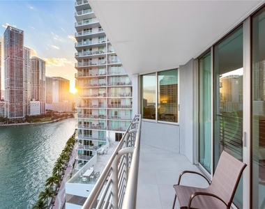 335 S Biscayne Blvd - Photo Thumbnail 12