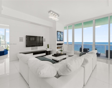 16001 Collins Ave - Photo Thumbnail 2