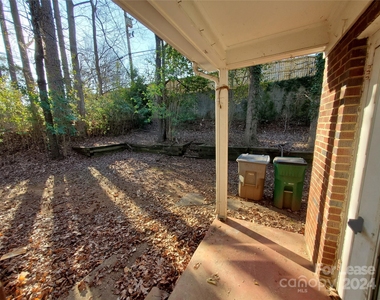 3808 Winfield Drive - Photo Thumbnail 5