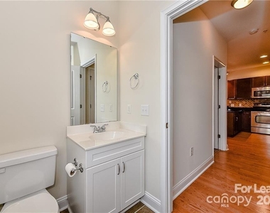 1308 Kenilworth Avenue - Photo Thumbnail 12