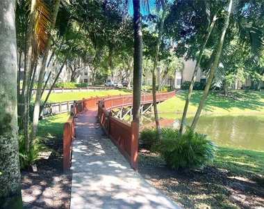 1780 Palm Cove Blvd Boulevard - Photo Thumbnail 12