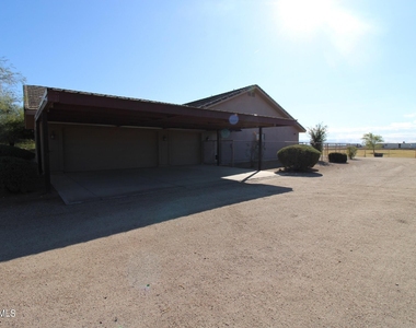 2687 E Caitlin Way - Photo Thumbnail 19