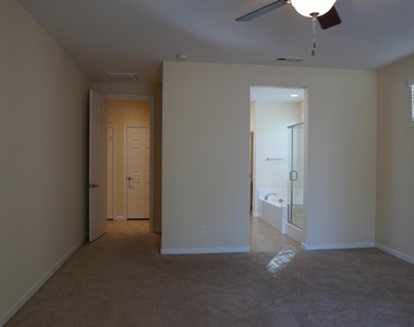 73820 Picasso Drive - Photo Thumbnail 17