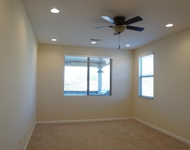 73820 Picasso Drive - Photo Thumbnail 26