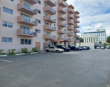 2200 E Hallandale Beach Blvd - Photo Thumbnail 0