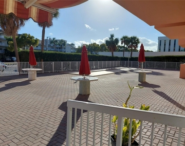 2200 E Hallandale Beach Blvd - Photo Thumbnail 5