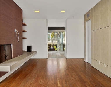 35 Sunset Ave - Photo Thumbnail 22