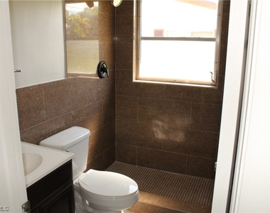 4014-4016 Se 11th Place - Photo Thumbnail 6