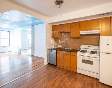 1413 Lexington Avenue - Photo Thumbnail 3