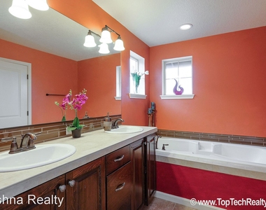 16381 Nw Rossetta Street - Photo Thumbnail 11