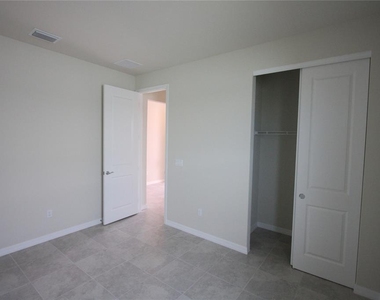 10645 Sw Morning Glory Drive - Photo Thumbnail 25