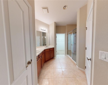 10620 Whittington Court - Photo Thumbnail 24