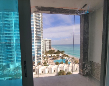 3505 S Ocean Dr - Photo Thumbnail 2