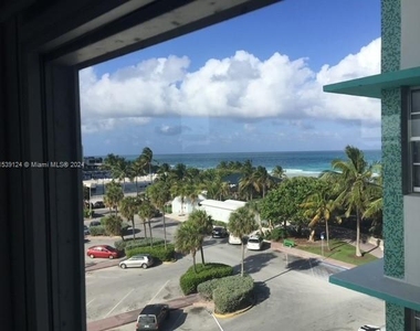 5255 Collins Ave - Photo Thumbnail 7