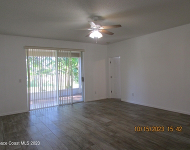 4192 Collinwood Drive - Photo Thumbnail 14