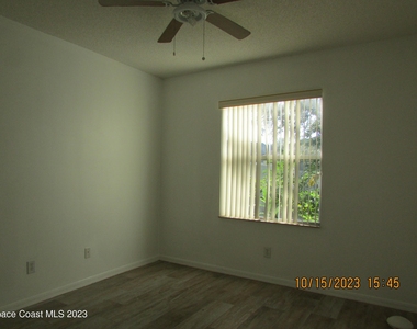 4192 Collinwood Drive - Photo Thumbnail 11