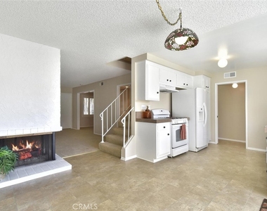 6915 Kent Way - Photo Thumbnail 22