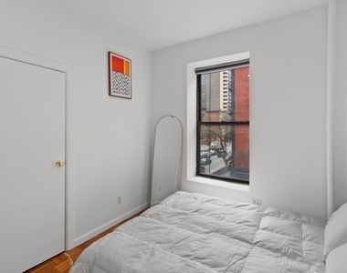 235 East 89th Street - Photo Thumbnail 6