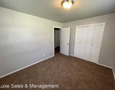 1020 Sw 68th Street - Photo Thumbnail 21