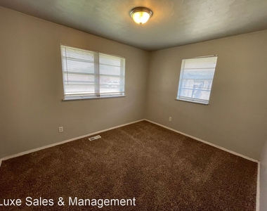 1020 Sw 68th Street - Photo Thumbnail 22