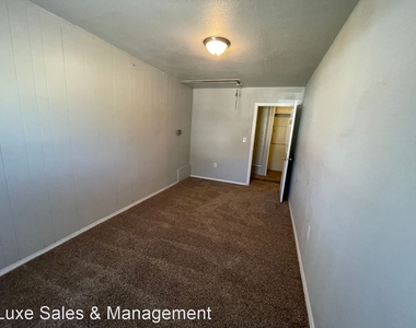 1020 Sw 68th Street - Photo Thumbnail 14