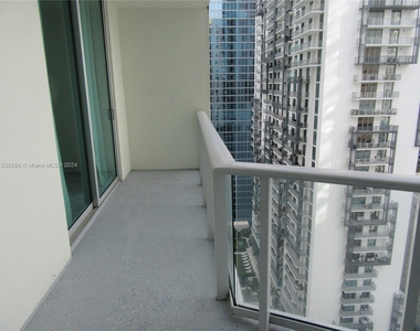 300 S Biscayne Blvd - Photo Thumbnail 27