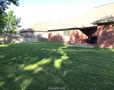 704 Aster Drive - Photo Thumbnail 19