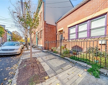 528 Avery Street - Photo Thumbnail 2