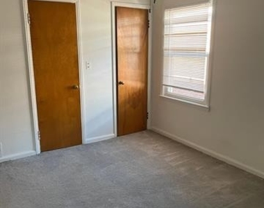 18090 Northlawn Street - Photo Thumbnail 9