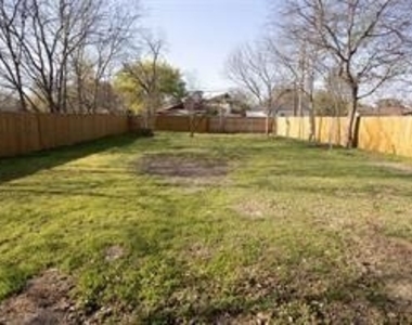 4128 Winfield Avenue - Photo Thumbnail 12