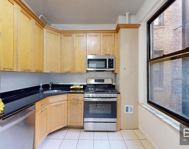 206 West 104th Street - Photo Thumbnail 2