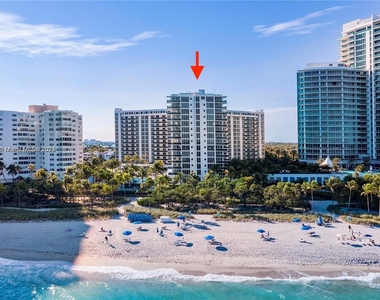 10275 Collins Ave - Photo Thumbnail 25