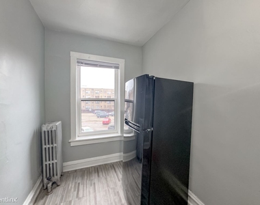 4606 N. Beacon, Unit C-5 - Photo Thumbnail 6