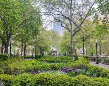 222 W Rittenhouse Sq - Photo Thumbnail 11