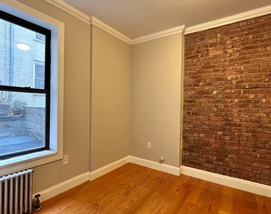 3 BR apartment, East Harlem - Photo Thumbnail 4