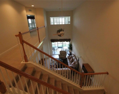 8422 Miramar Way - Photo Thumbnail 13