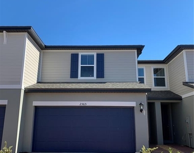 2565 Red Spruce Way - Photo Thumbnail 1