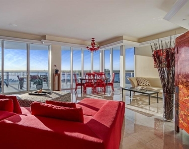 10225 Collins Ave - Photo Thumbnail 10