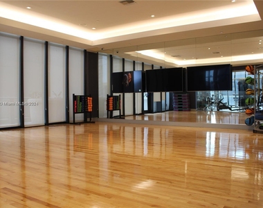 1010 Brickell Ave - Photo Thumbnail 40