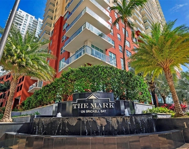 1155 Brickell Bay Dr - Photo Thumbnail 0