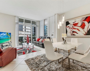 1155 Brickell Bay Dr - Photo Thumbnail 6